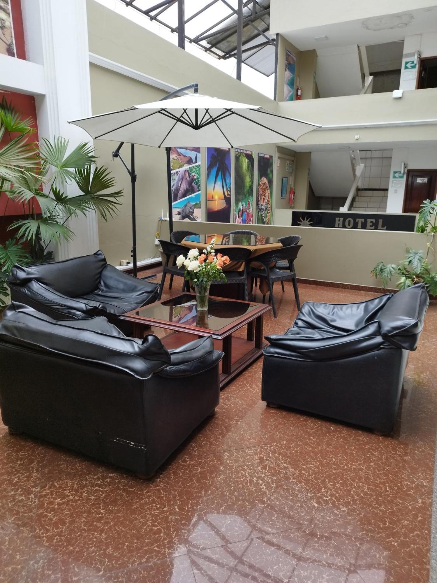 Hotel Puerta Del Sol Santo Domingo de los Colorados Exterior foto