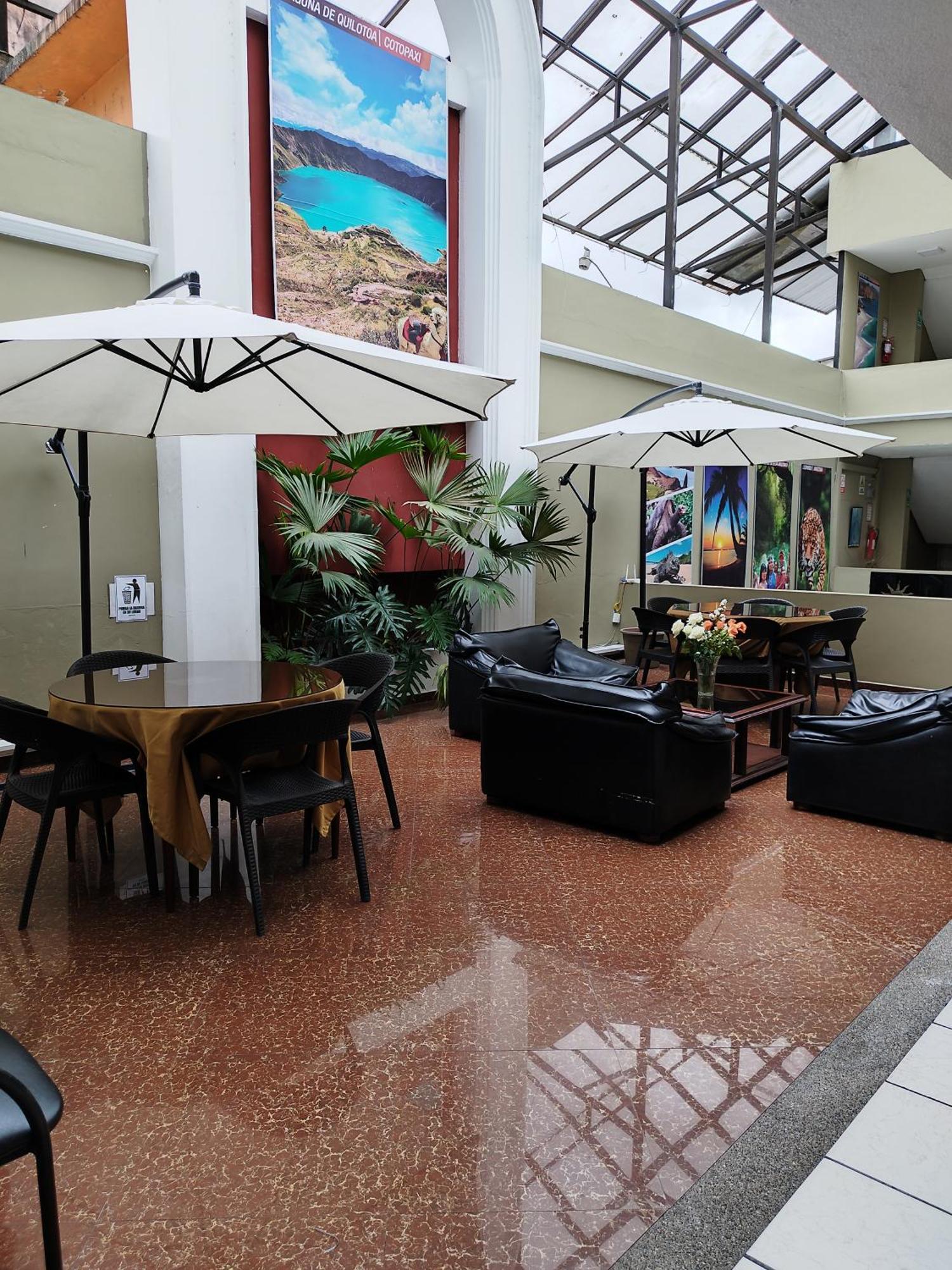 Hotel Puerta Del Sol Santo Domingo de los Colorados Exterior foto