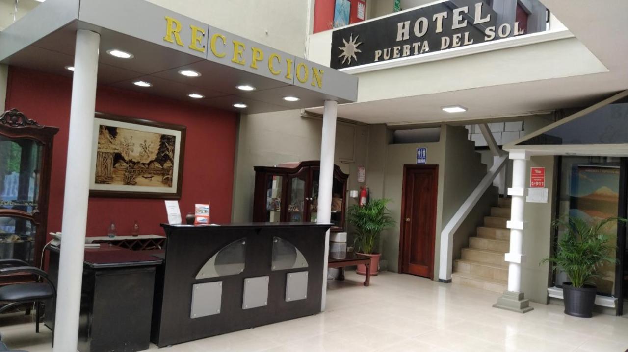 Hotel Puerta Del Sol Santo Domingo de los Colorados Exterior foto
